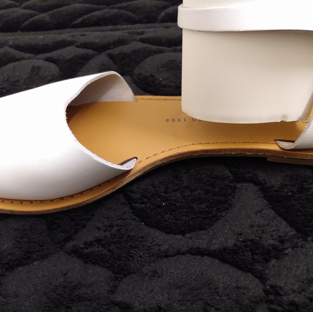 Shoes - Picture 6 of 6